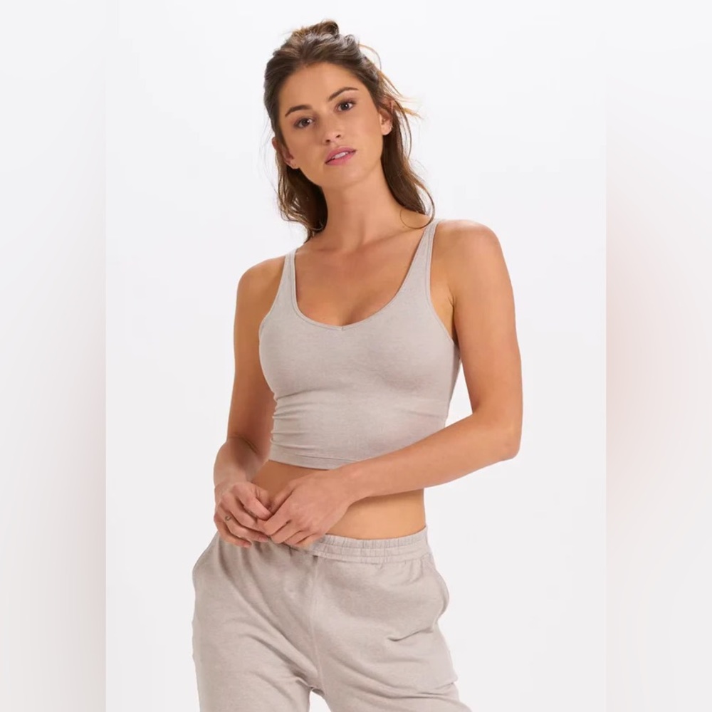 Vuori Halo Tank, Oyster